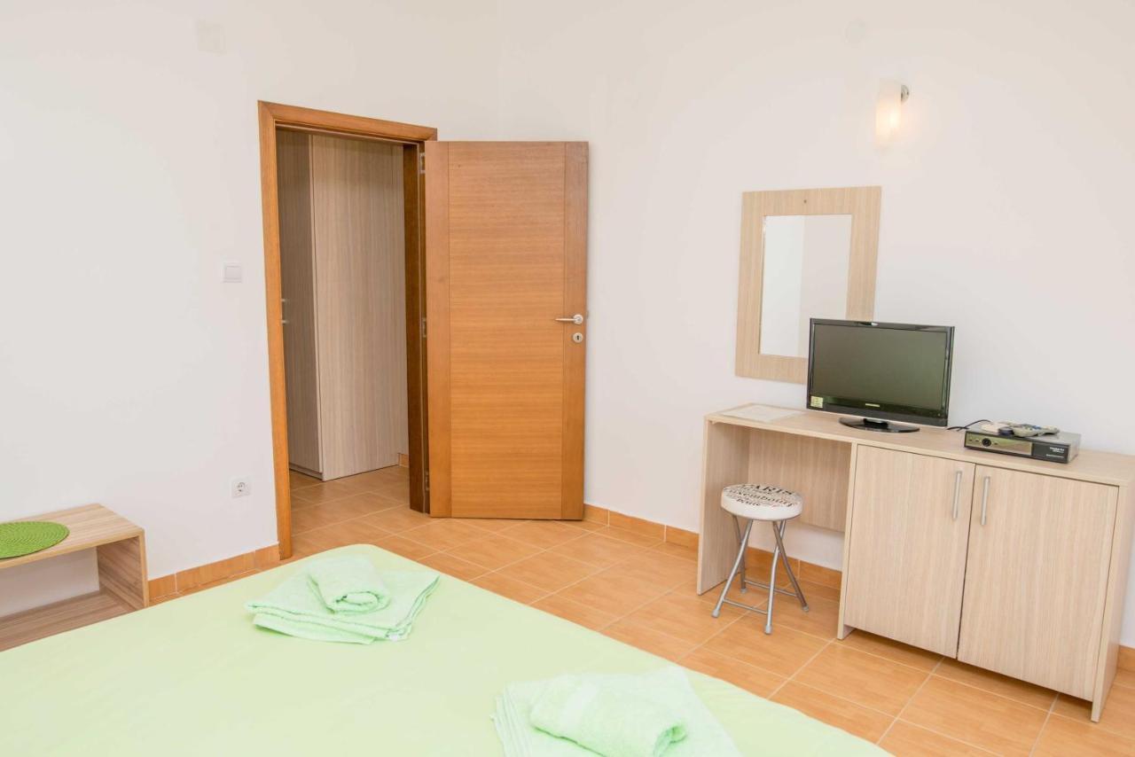 Villa Vjera Petrovac na moru Zimmer foto