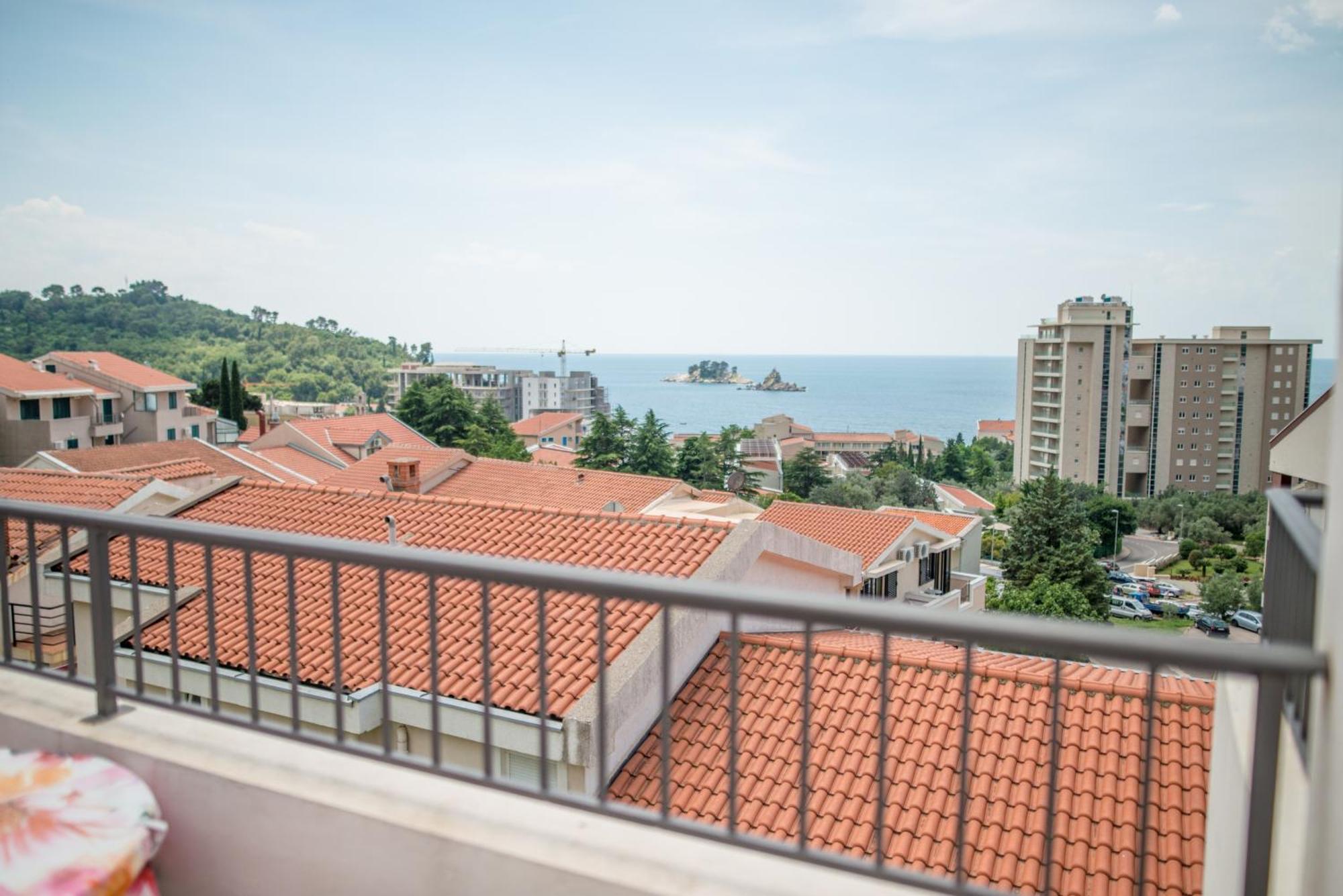 Villa Vjera Petrovac na moru Zimmer foto